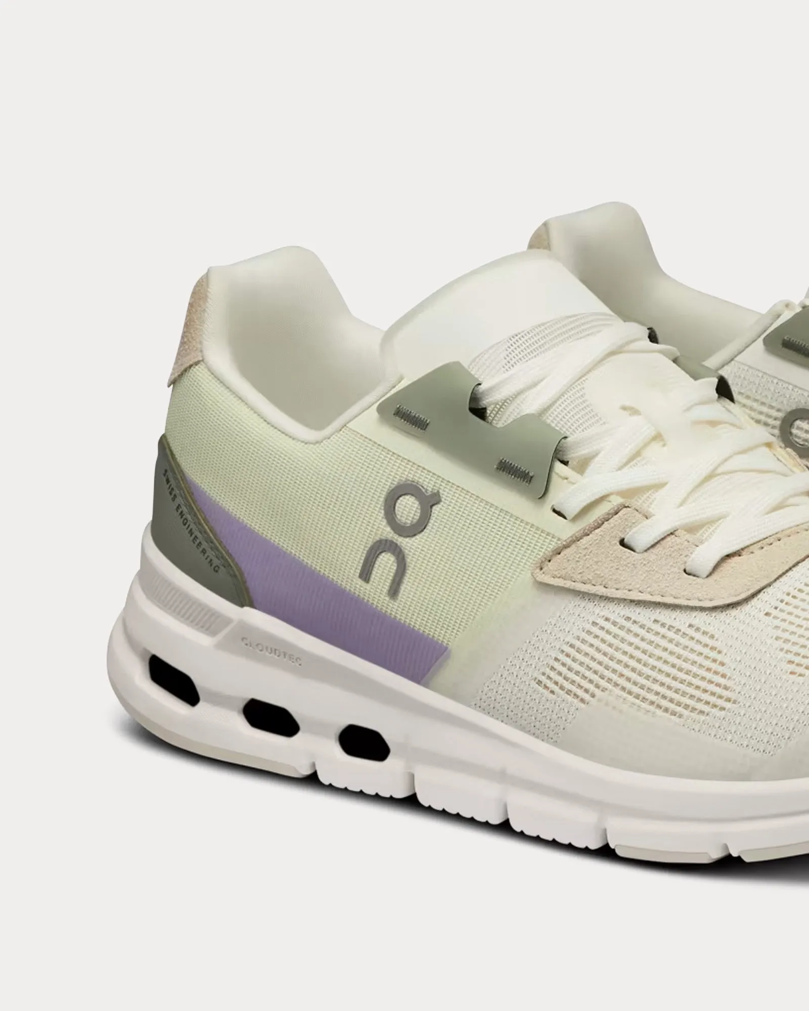 Cloudrift Undyed-White / Wisteria Running Shoes